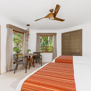 Garden View King Bed No Refund